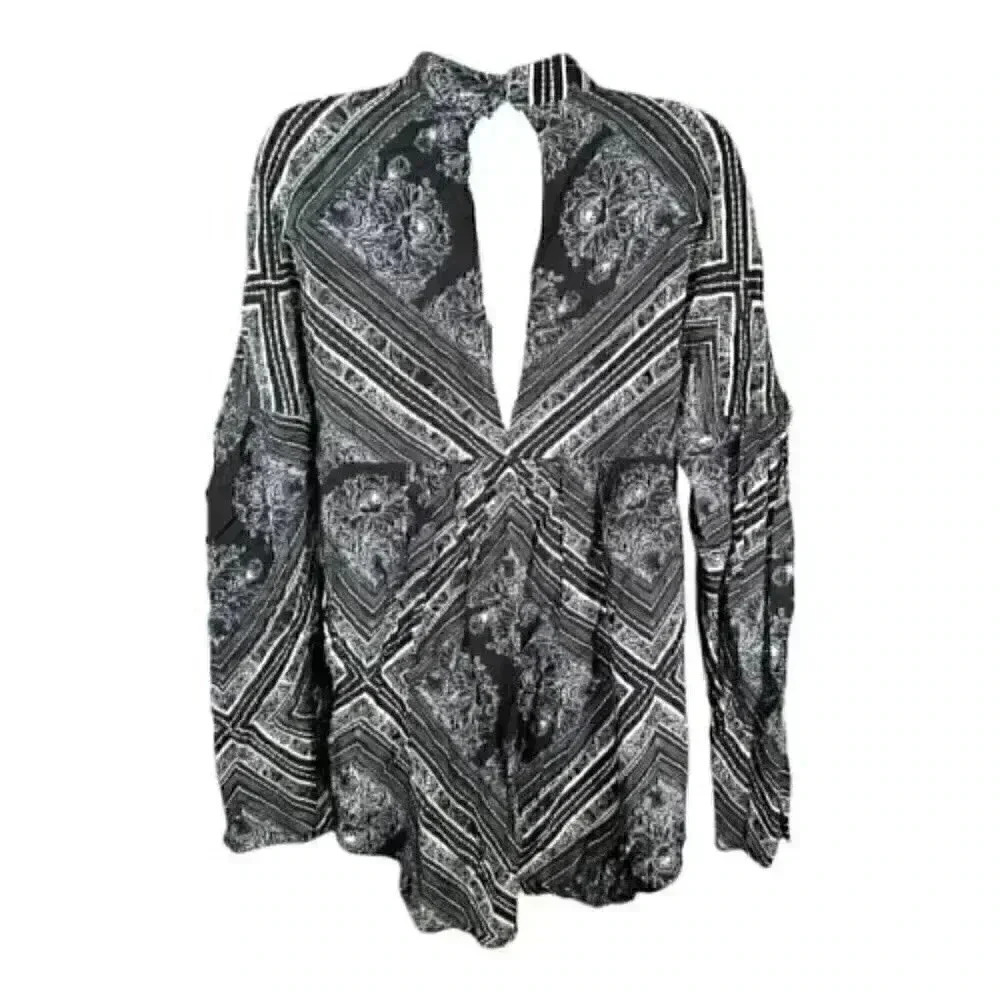 Free People Tunic Top Black XS Floral Boho Keyhole High Neck Walking On A Dream - Picture 3 of 5